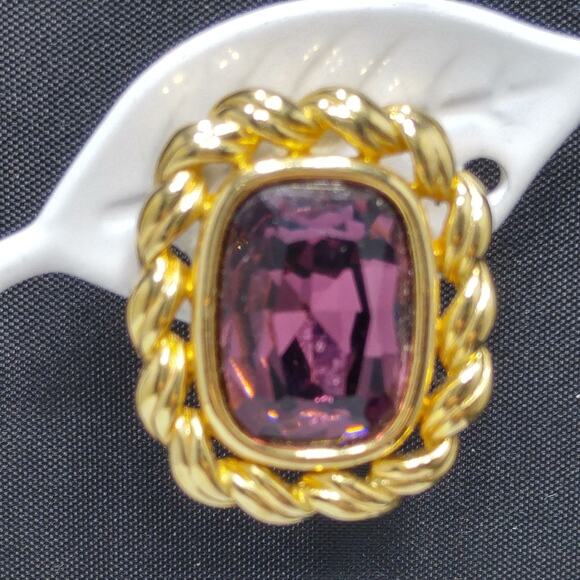 Swarovski S.A.L. Earrings, Purple Crystal Clip Ons, Gold Rope Design, 1970s - Picture 3 of 10